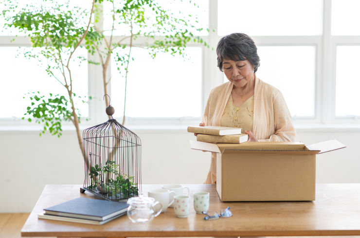 pixta_41806158_M